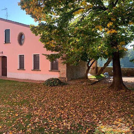 Agriturismo Case In Collina Volta Mantovana Bagian luar foto