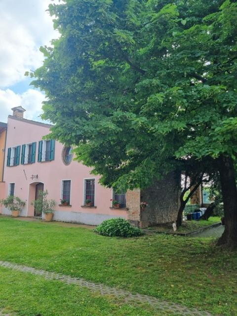 Agriturismo Case In Collina Volta Mantovana Bagian luar foto