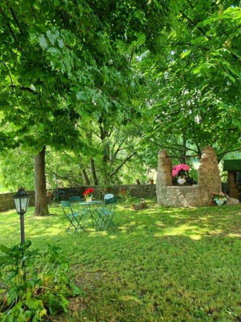 Agriturismo Case In Collina Volta Mantovana Bagian luar foto